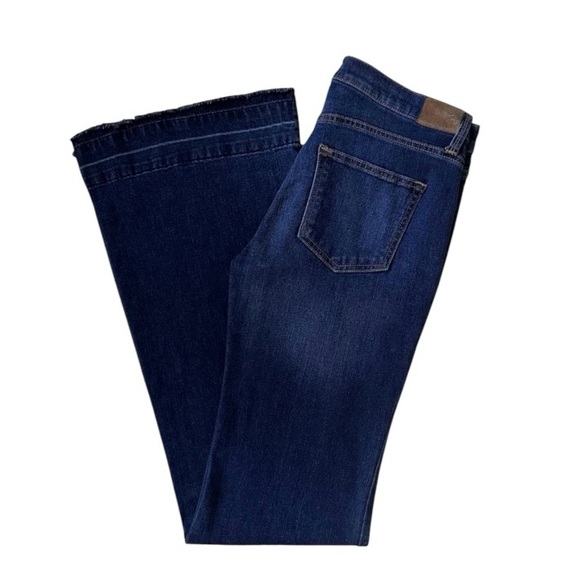 BeBe Medium Wash Raw Hem Flare Jeans Size 28 - Picture 8 of 8